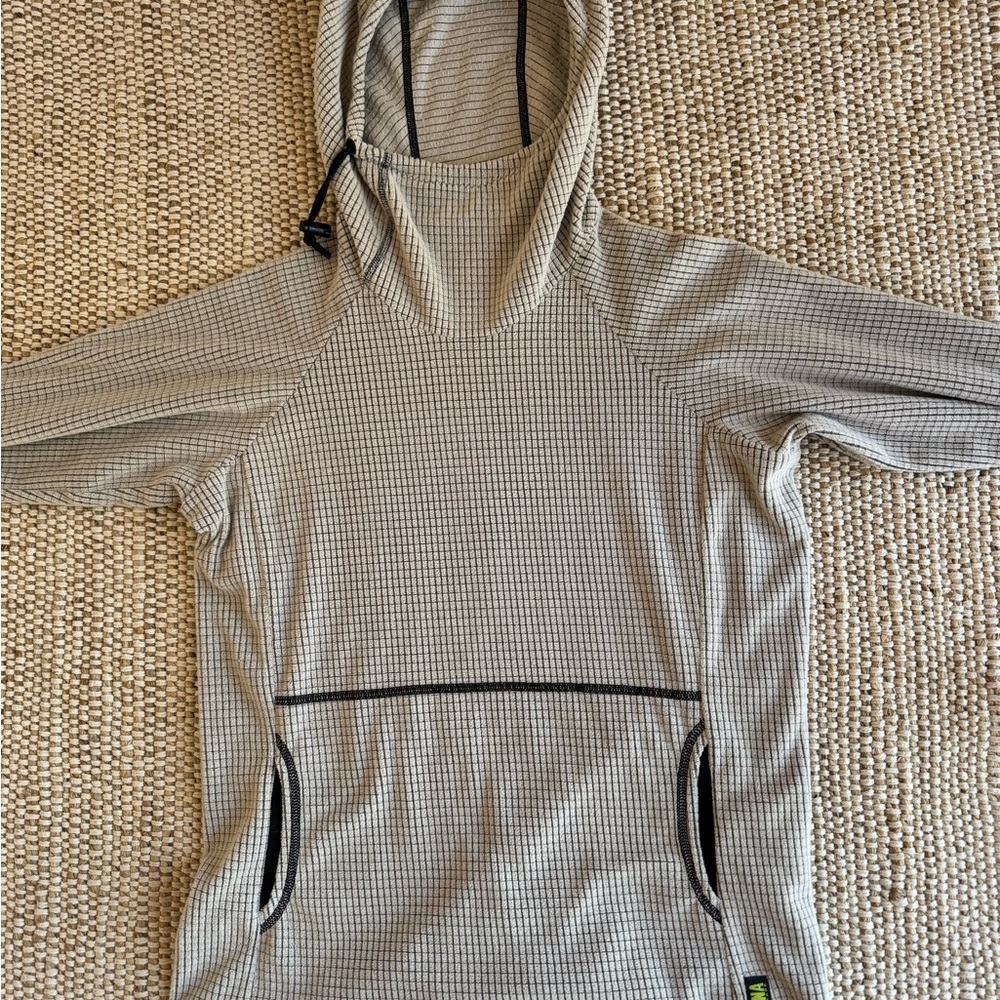Melanzana Women's Microgrid V2 hoodie